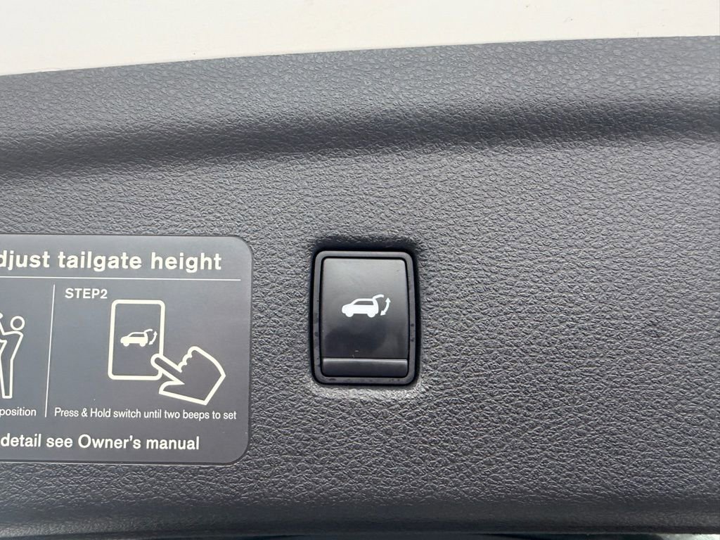 Used 2019 INFINITI QX50 Essential w/ Premium Heat Package image 7