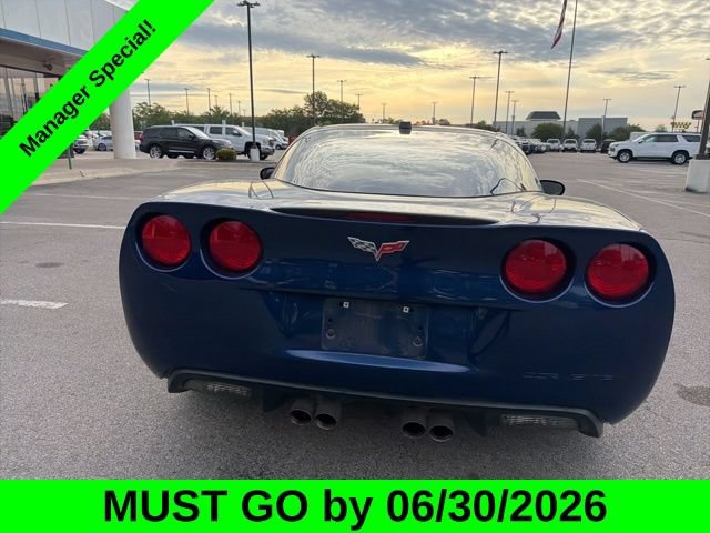 Used 2005 Chevrolet Corvette Coupe w/ Preferred Equipment Group RWD image 5