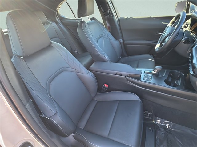 Used 2025 Lexus UX 300h AWD w/ Cold Area Package image 21