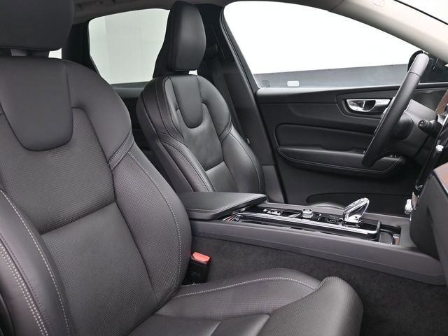 Used 2023 Volvo XC60 B6 Ultimate w/ Protection Package Premier image 35