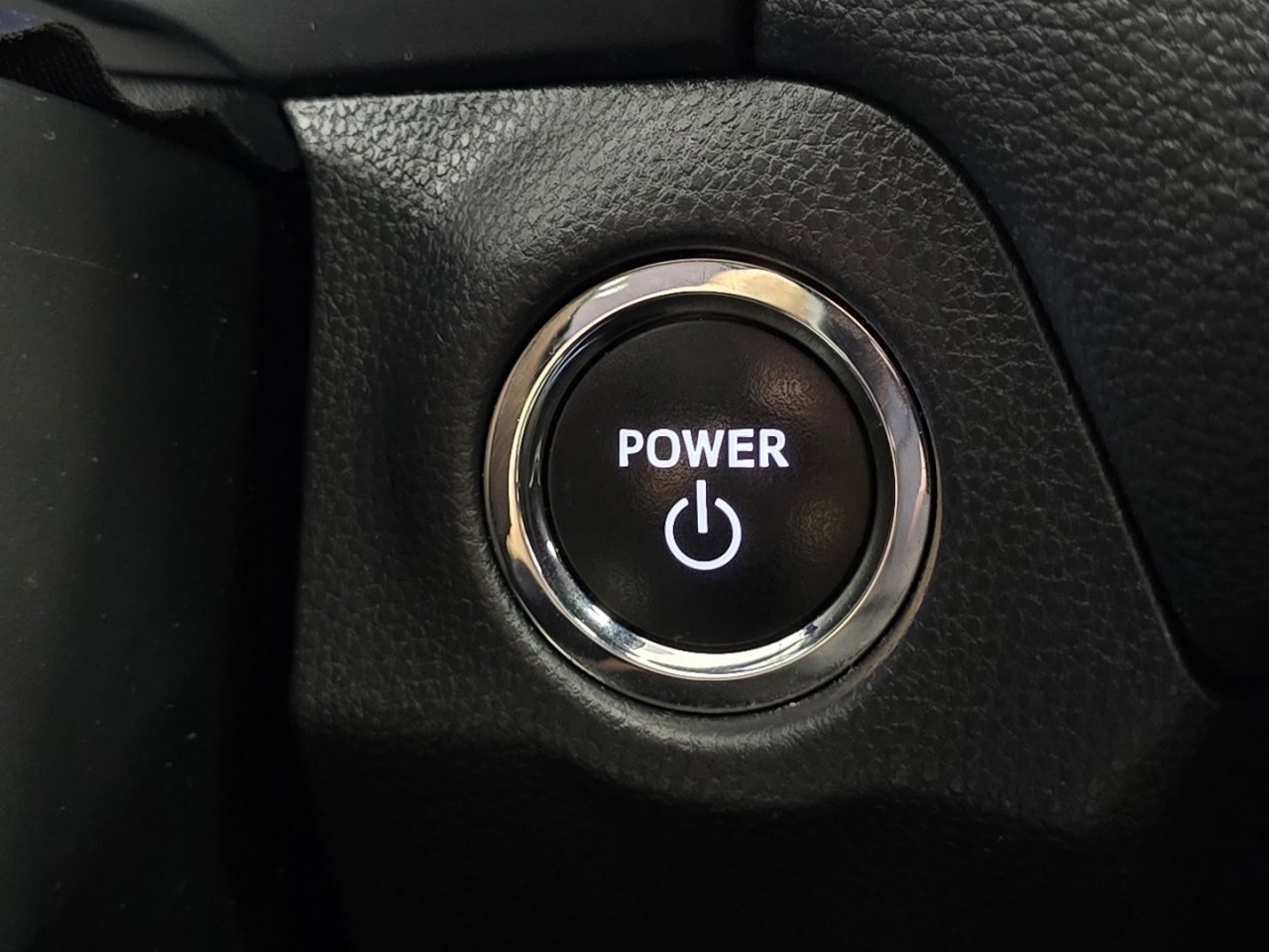Certified 2024 Toyota RAV4 SE AWD/4WD image 30