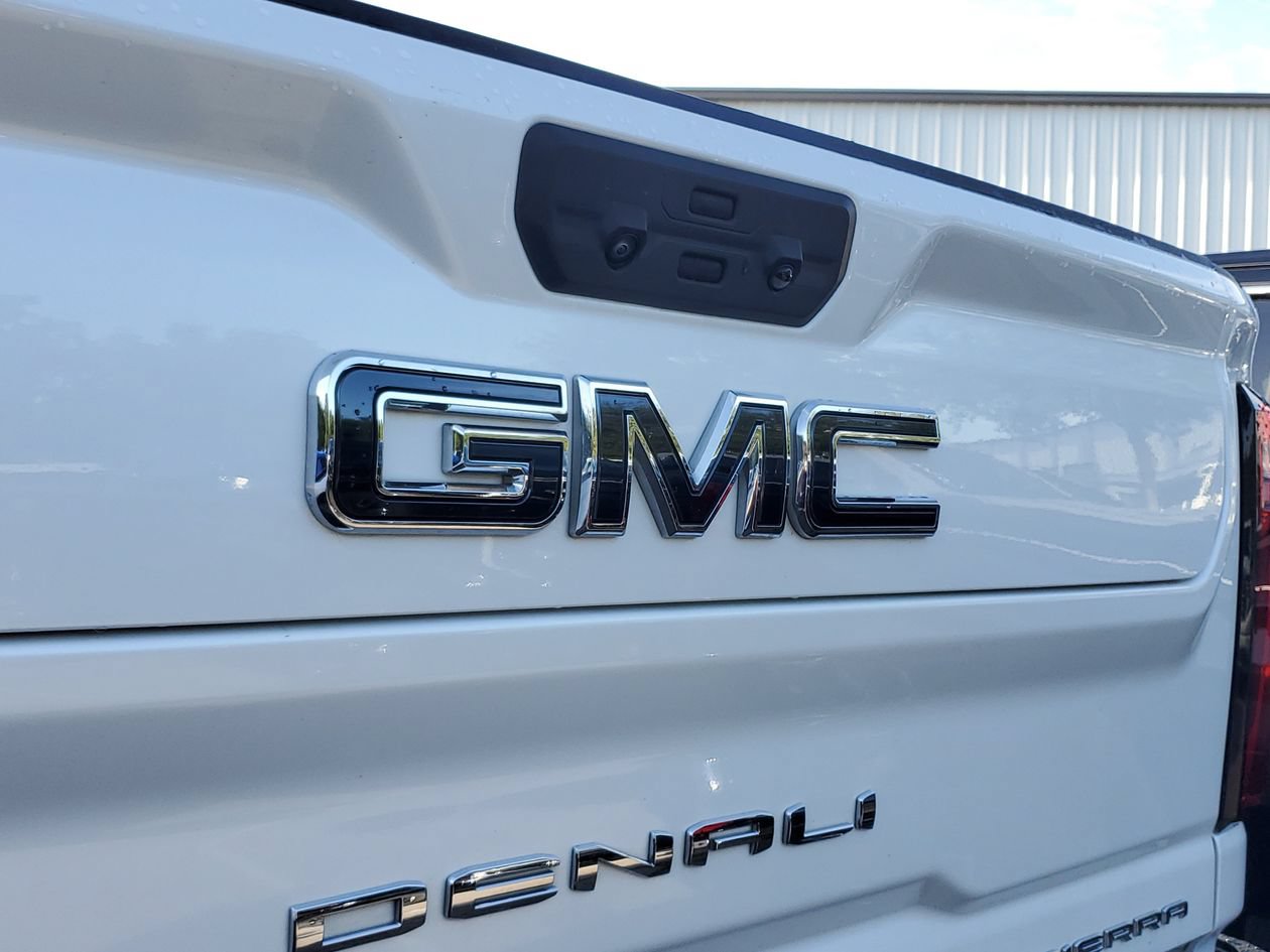 Used 2024 GMC Sierra 2500 Denali Ultimate AWD/4WD image 6