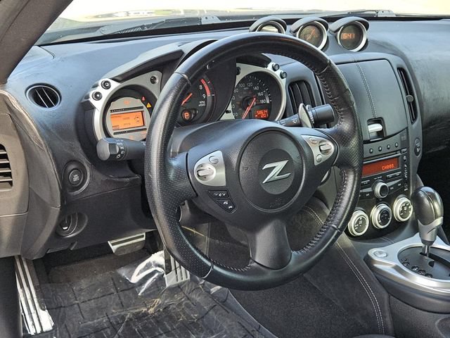 Used 2010 Nissan 370Z Touring RWD image 25