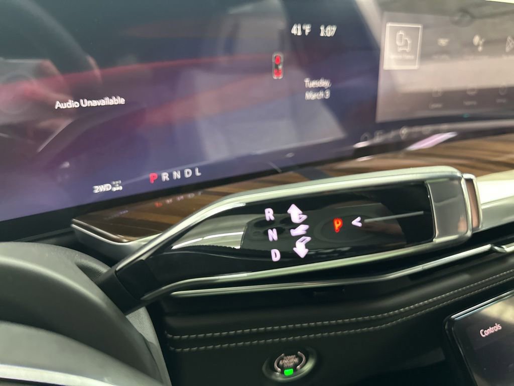 New 2026 Cadillac Escalade Platinum Sport w/ LPO, ONYX Package image 35