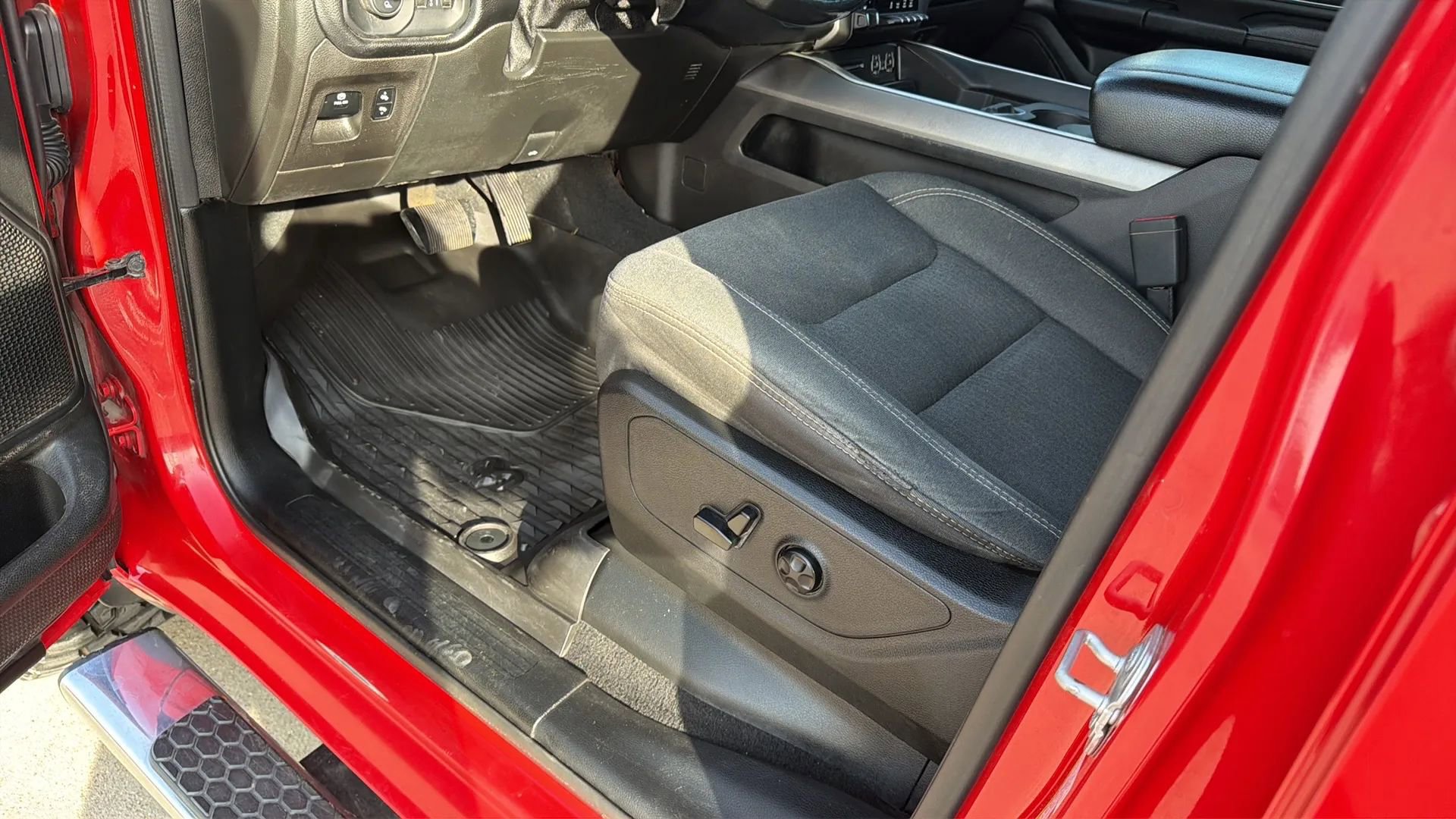 Used 2019 RAM 1500 Big Horn image 78