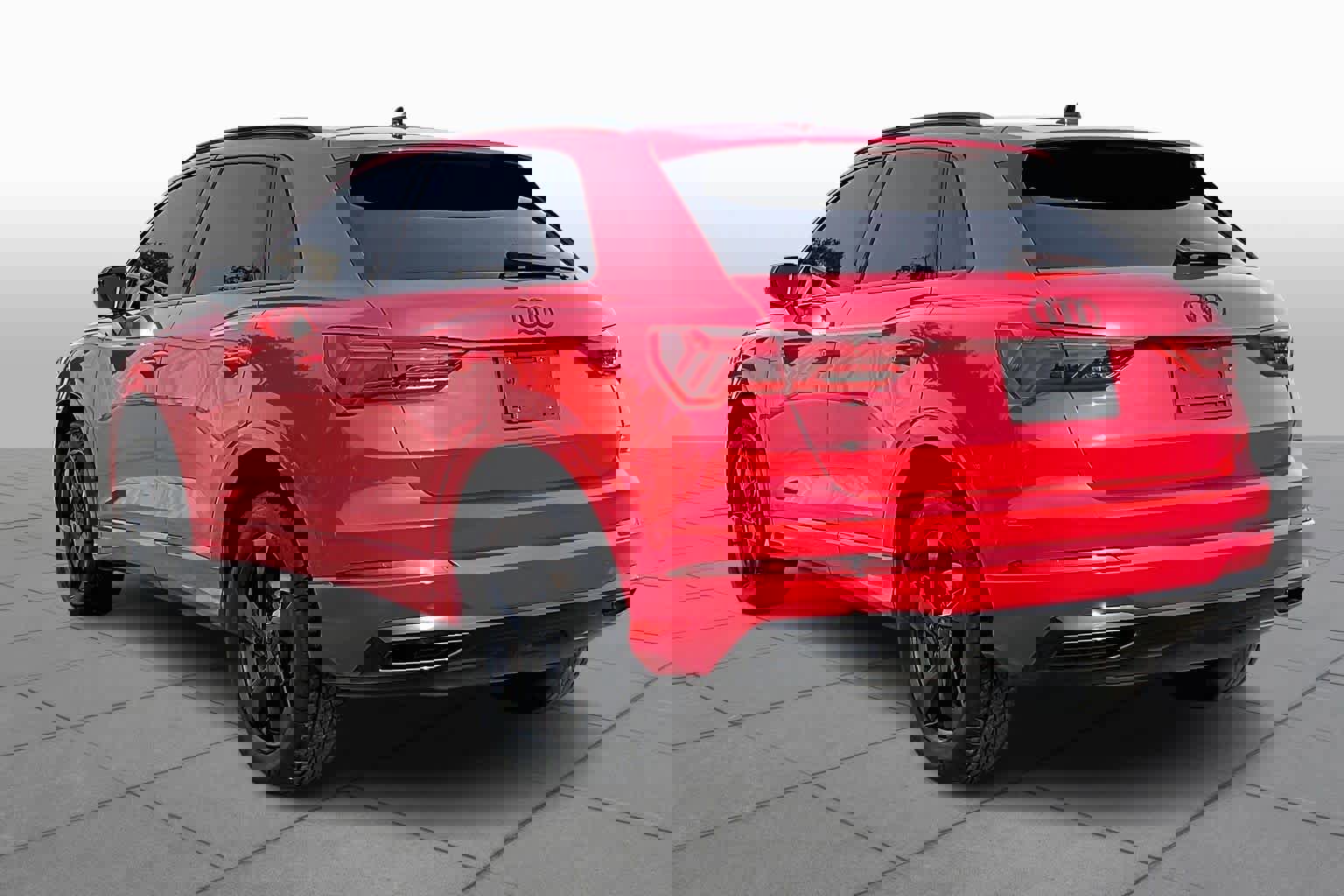 Used 2019 Audi Q3 2.0T Premium image 10