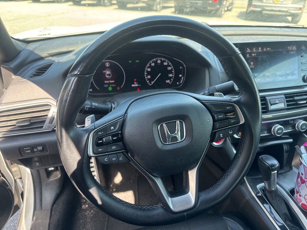 Used 2018 Honda Accord Sport image 10