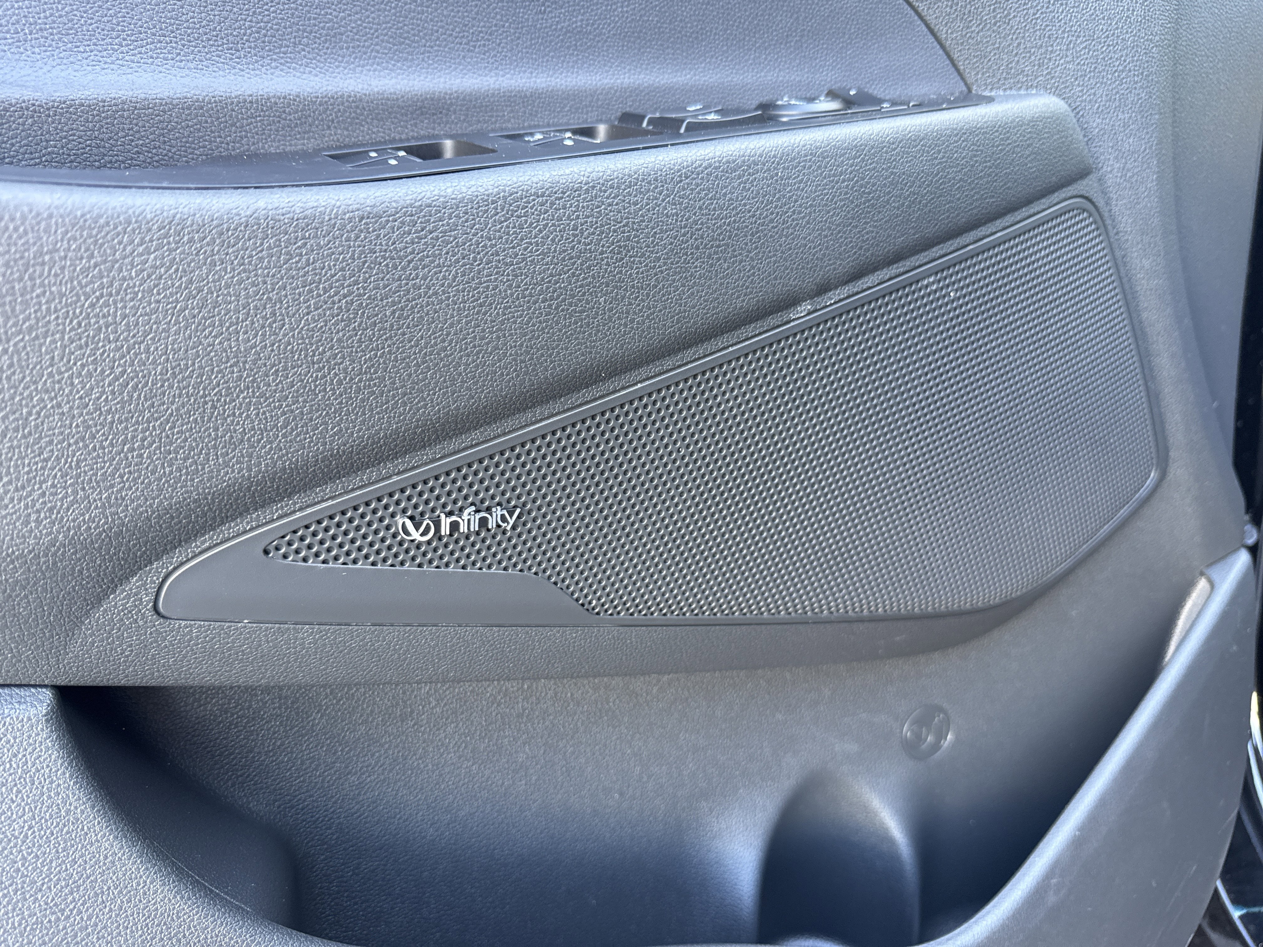 Used 2017 Hyundai Tucson Limited w/ Limited Ultimate Package 03 image 11