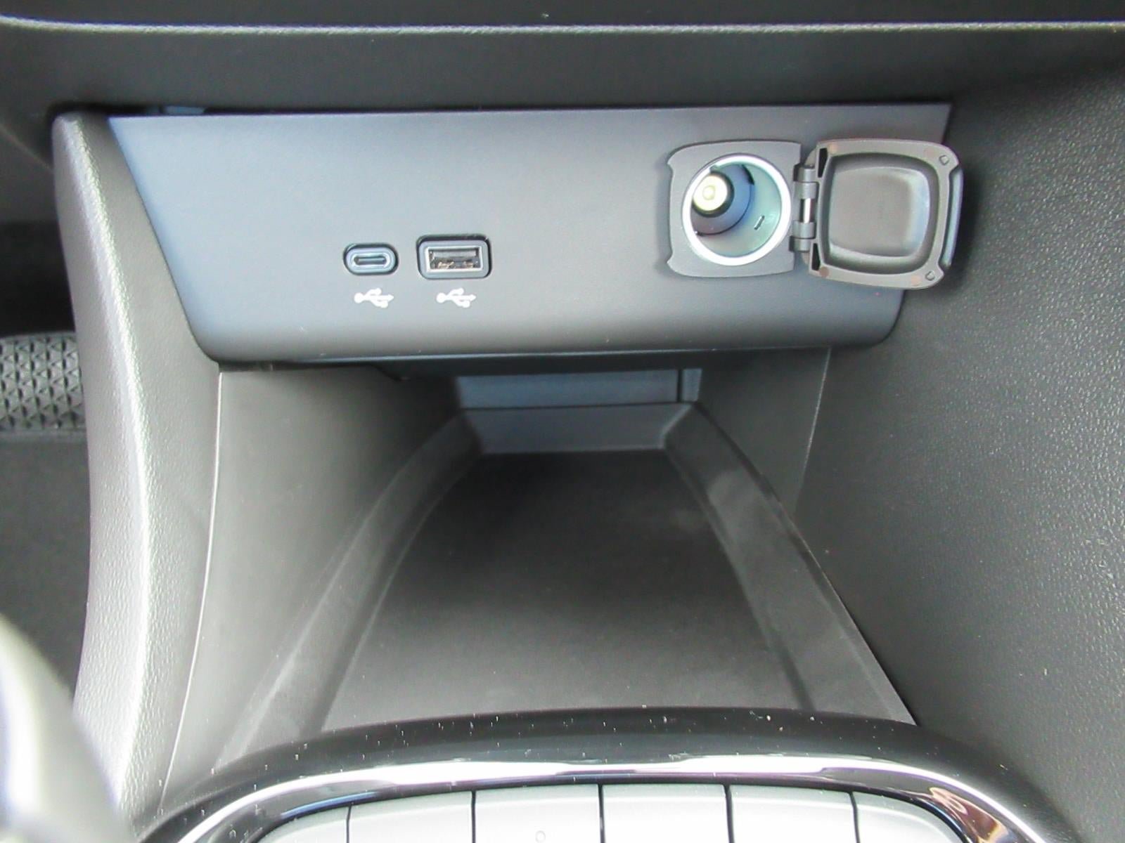 New 2026 Buick Encore GX Preferred w/ Comfort Package FWD image 28