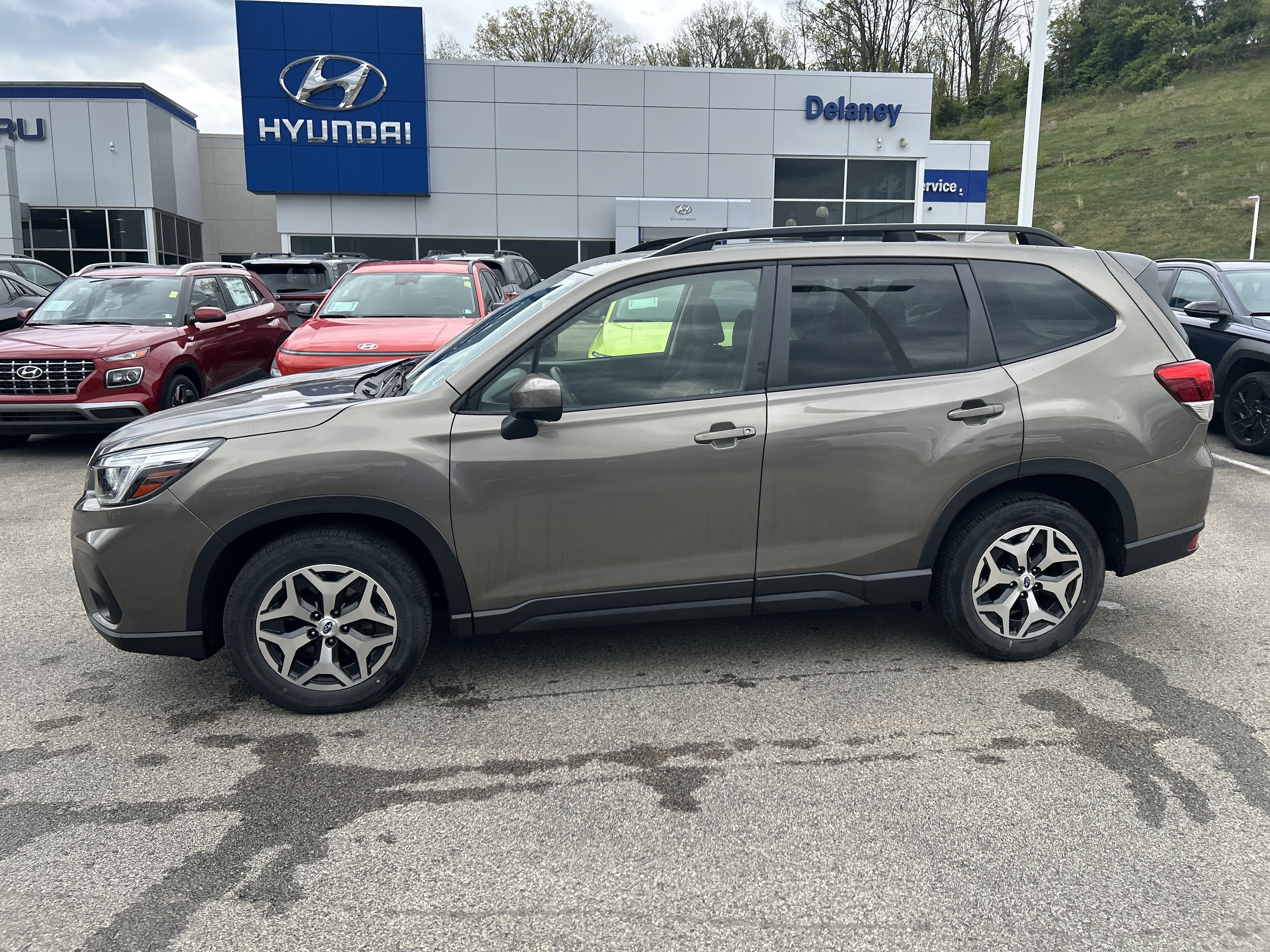 Used 2021 Subaru Forester Premium w/ Popular Package #1 AWD/4WD image 18