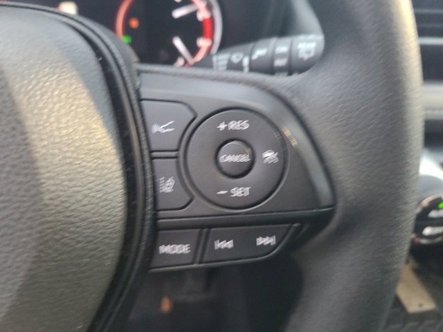 Used 2023 Toyota RAV4 XLE image 21