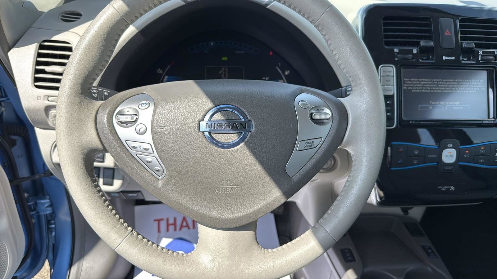 Used 2011 Nissan Leaf SL image 15