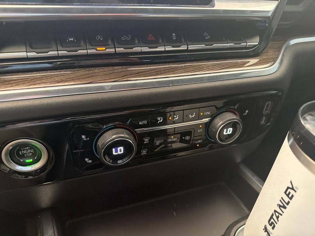 Used 2022 Chevrolet Silverado 1500 RST AWD/4WD image 12