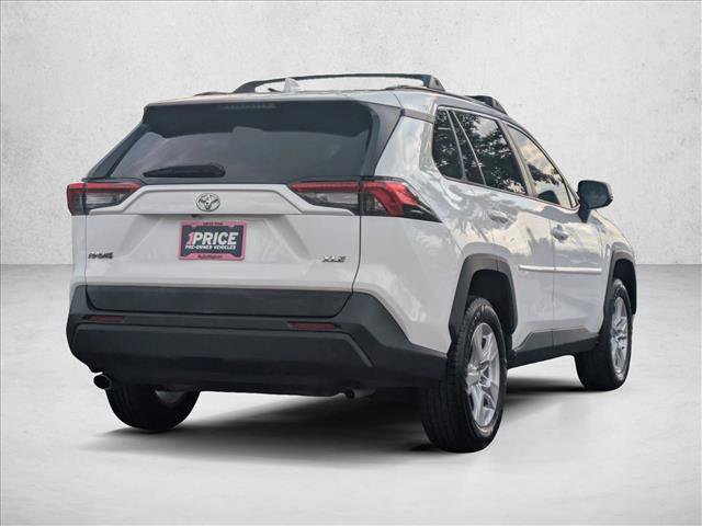 Used 2020 Toyota RAV4 XLE w/ Convenience Package FWD image 5