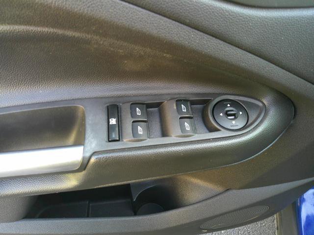 Used 2013 Ford Escape SE image 8