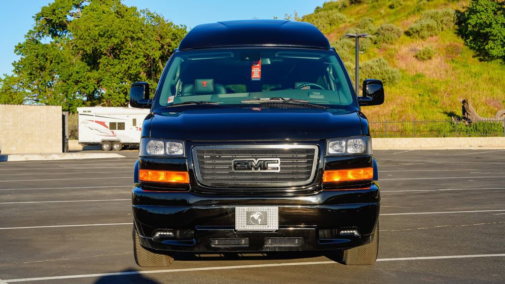 New 2026 GMC Savana 2500 Extended w/ Driver Convenience Package RWD image 4