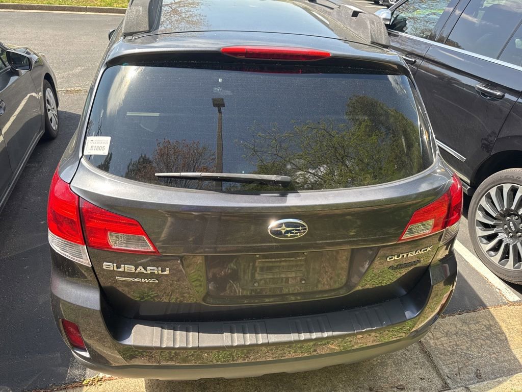 Used 2013 Subaru Outback 2.5i Premium w/ All-Weather Pkg image 9