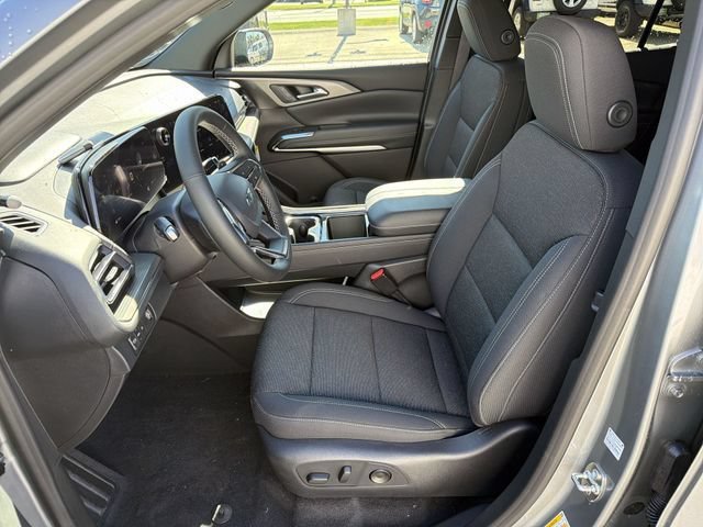 New 2026 Chevrolet Traverse LT w/ Midnight/Sport Edition FWD image 12