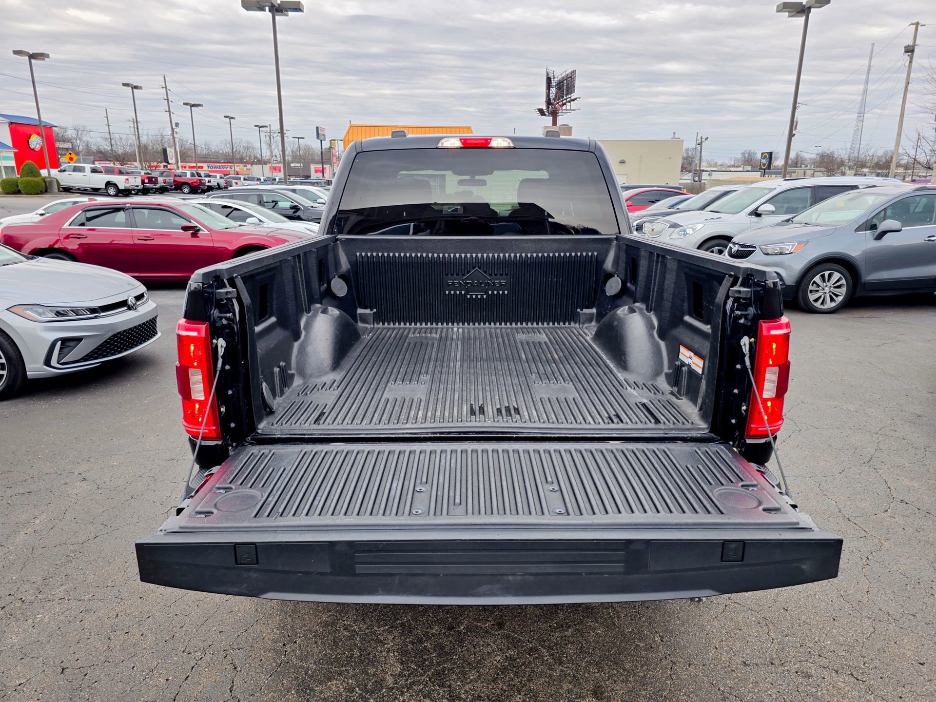 Used 2021 Ford F150 XLT w/ XTR Package image 31