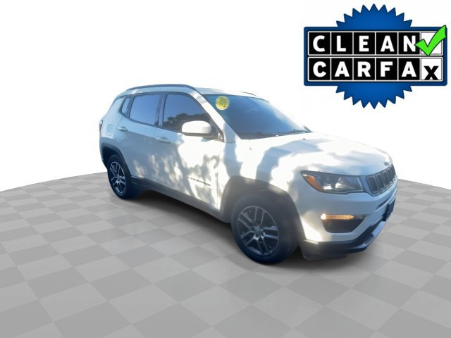 Used 2020 Jeep Compass Latitude FWD image 2