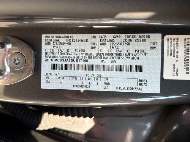 Used 2025 Ford Escape Platinum w/ Premium Technology Package AWD/4WD image 17