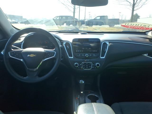 Used 2020 Chevrolet Malibu LT image 11