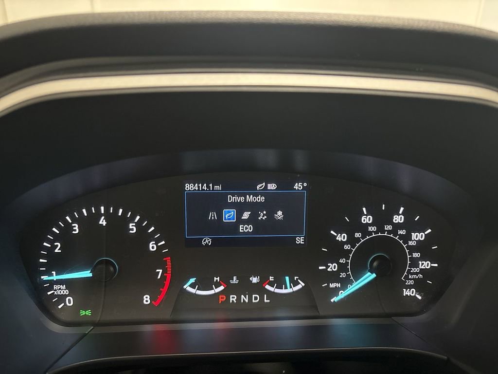 Used 2022 Ford Escape SE image 35