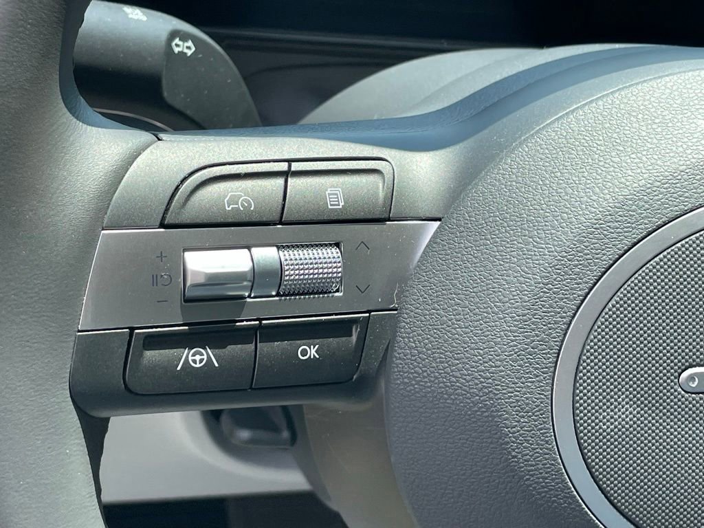 Used 2025 Hyundai Kona SEL AWD/4WD image 25