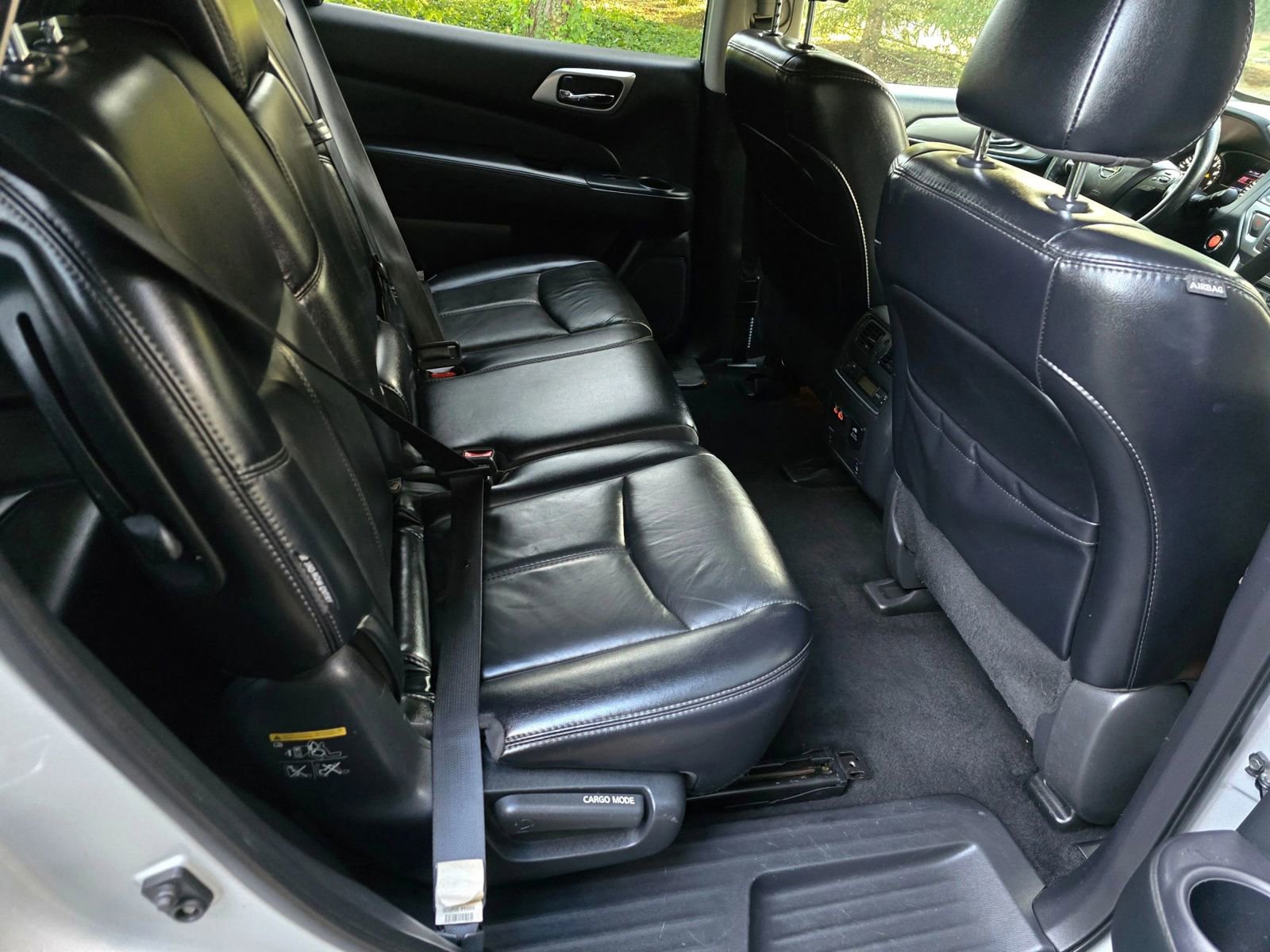 Used 2020 Nissan Pathfinder SL image 12