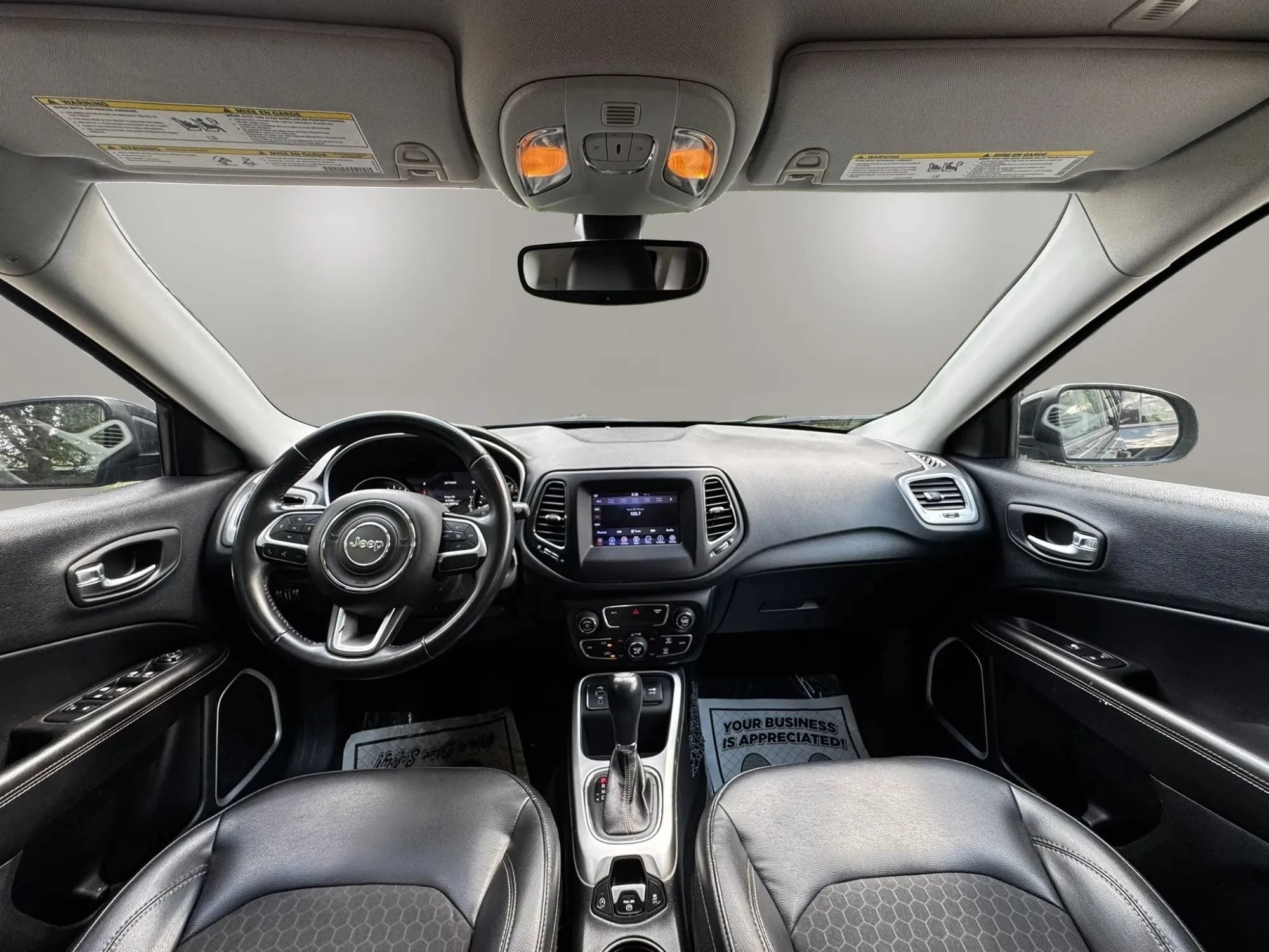 Used 2018 Jeep Compass Latitude w/ Popular Equipment Group FWD image 19