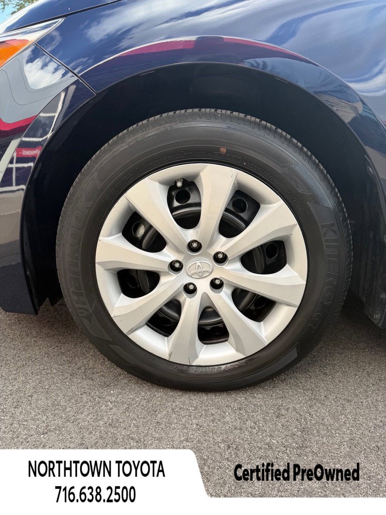 Used 2023 Toyota Corolla LE FWD image 9