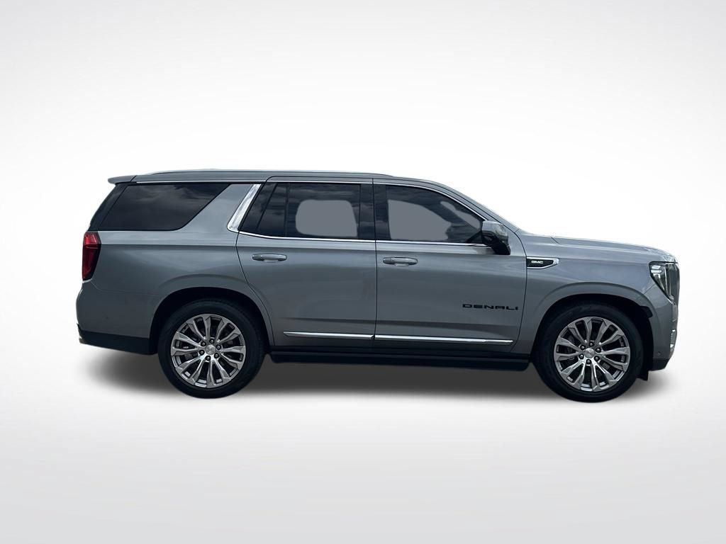 Used 2023 GMC Yukon Denali w/ Denali Reserve Package RWD image 8