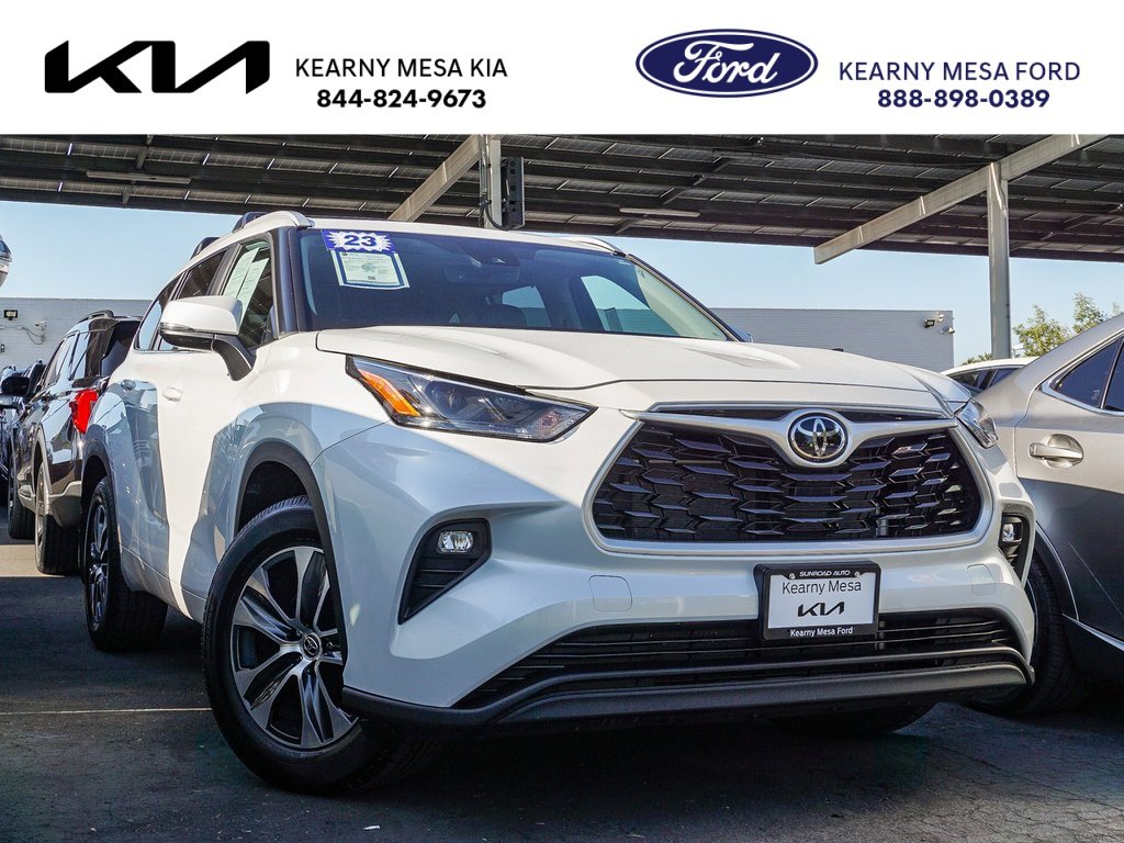 Used 2023 Toyota Highlander XLE