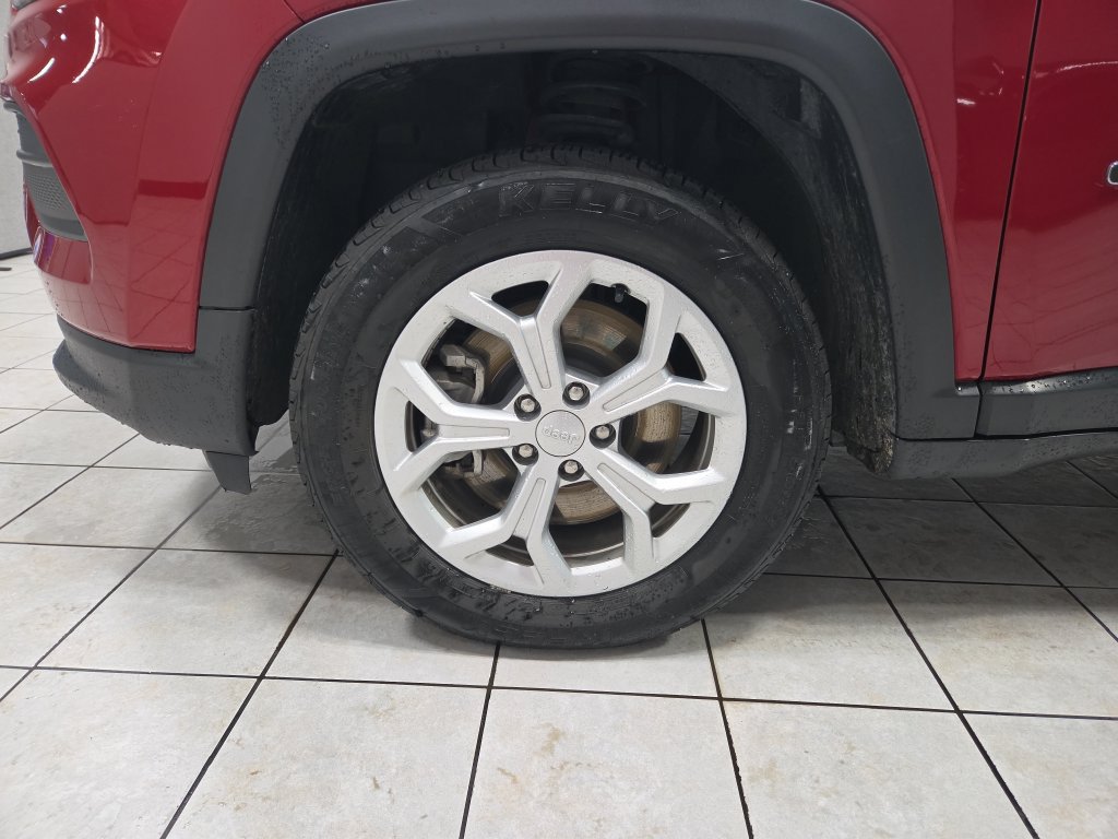 Used 2024 Jeep Compass Sport AWD/4WD image 42