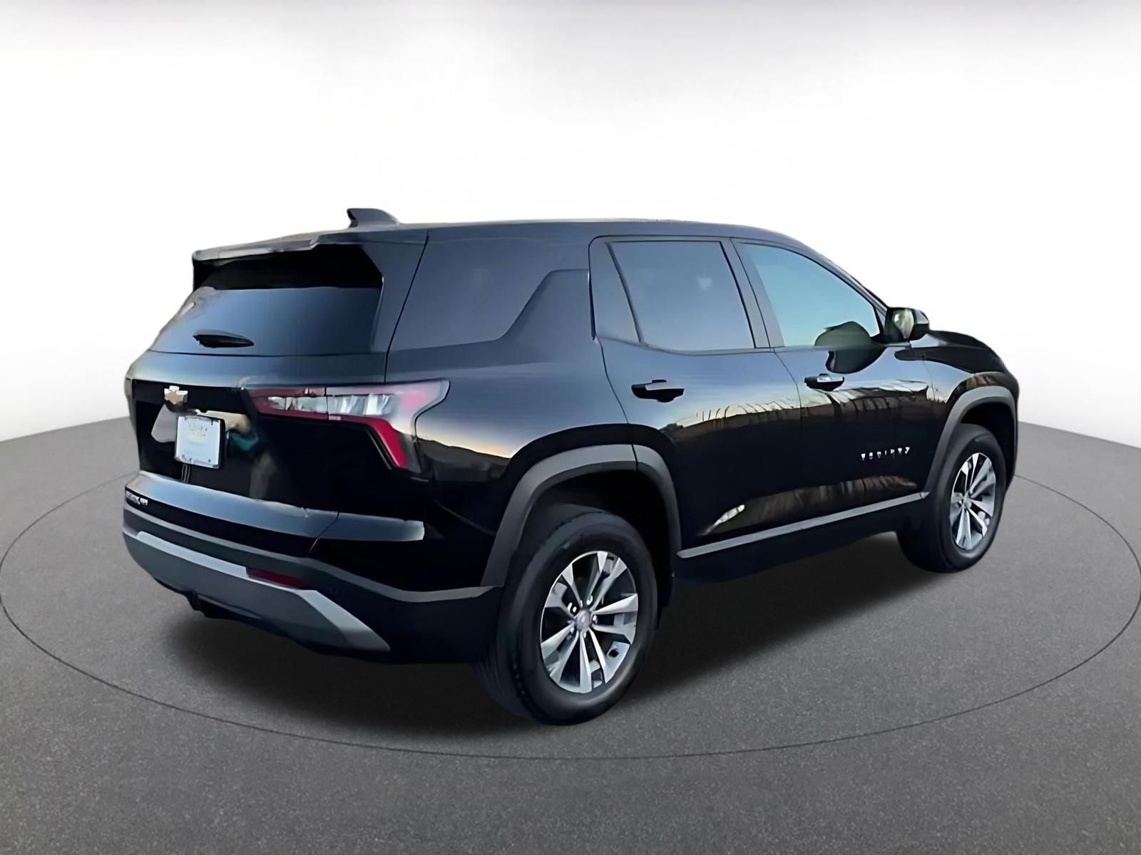 Used 2025 Chevrolet Equinox LT image 12