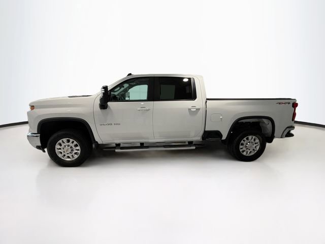 Used 2024 Chevrolet Silverado 3500 LT w/ All Star Edition AWD/4WD image 4