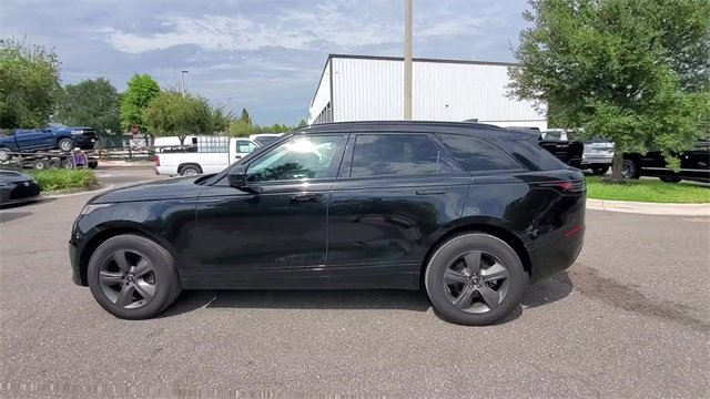 Used 2025 Land Rover Range Rover Velar Dynamic SE image 5