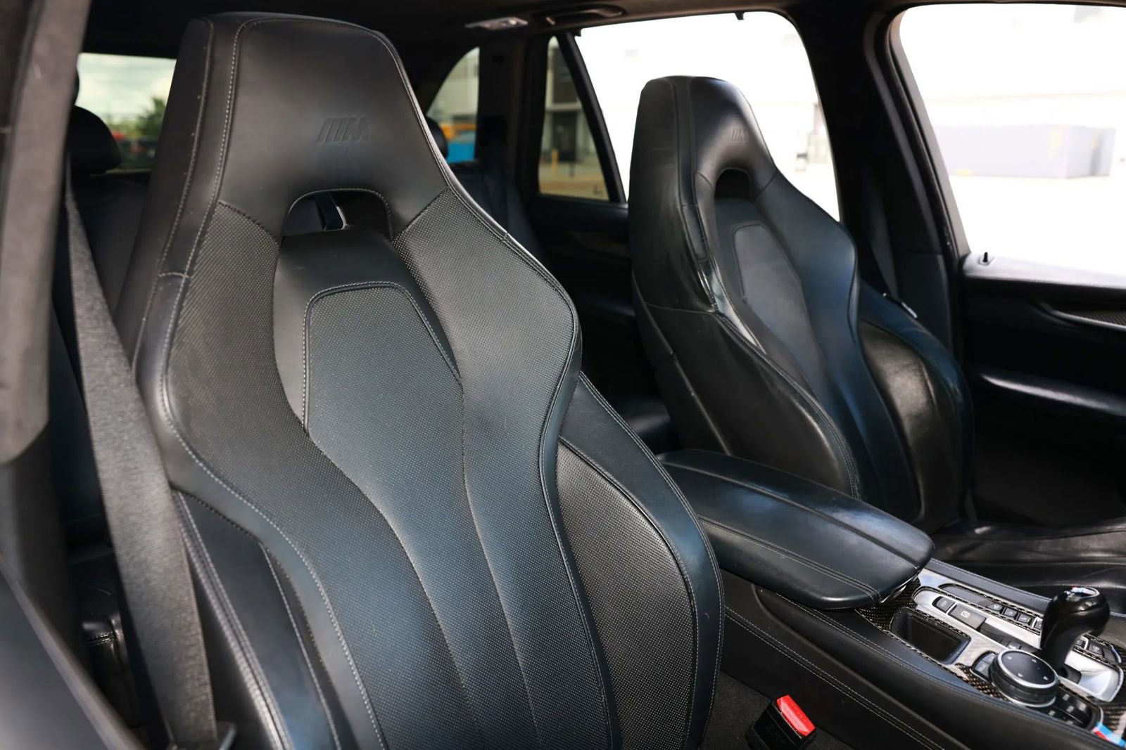Used 2015 BMW X5 M AWD/4WD image 28