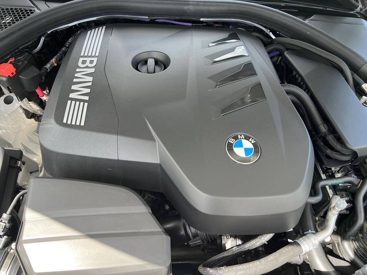 Used 2026 BMW 330i xDrive Sedan w/ M Sport Package AWD/4WD image 18