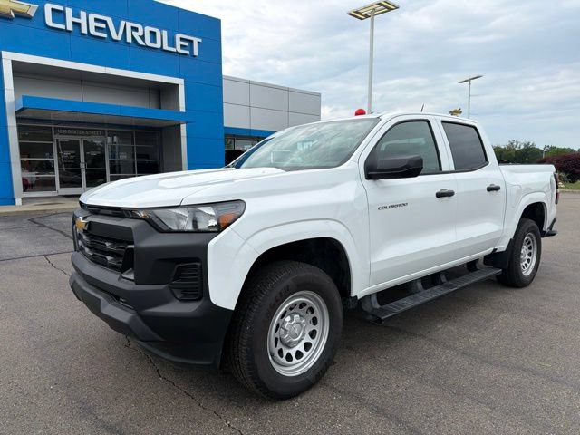 Used 2024 Chevrolet Colorado W/T RWD image 1