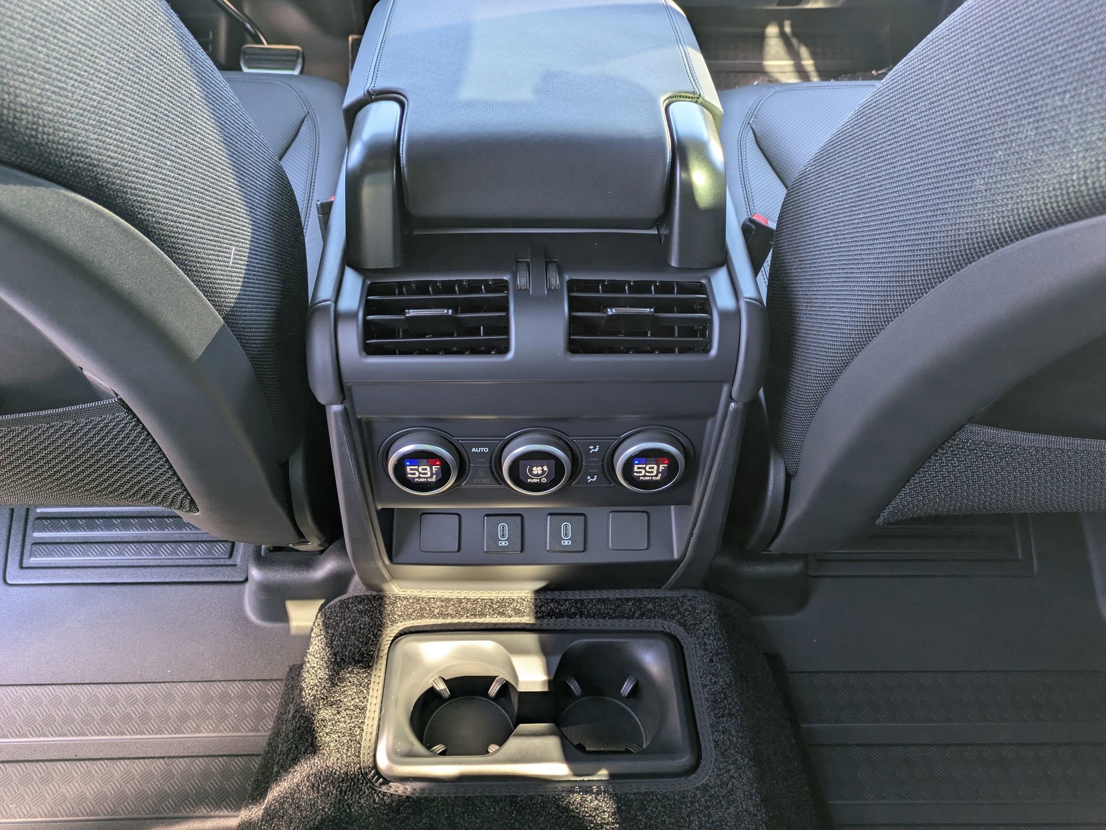 New 2026 Land Rover Defender 130 V8 image 24