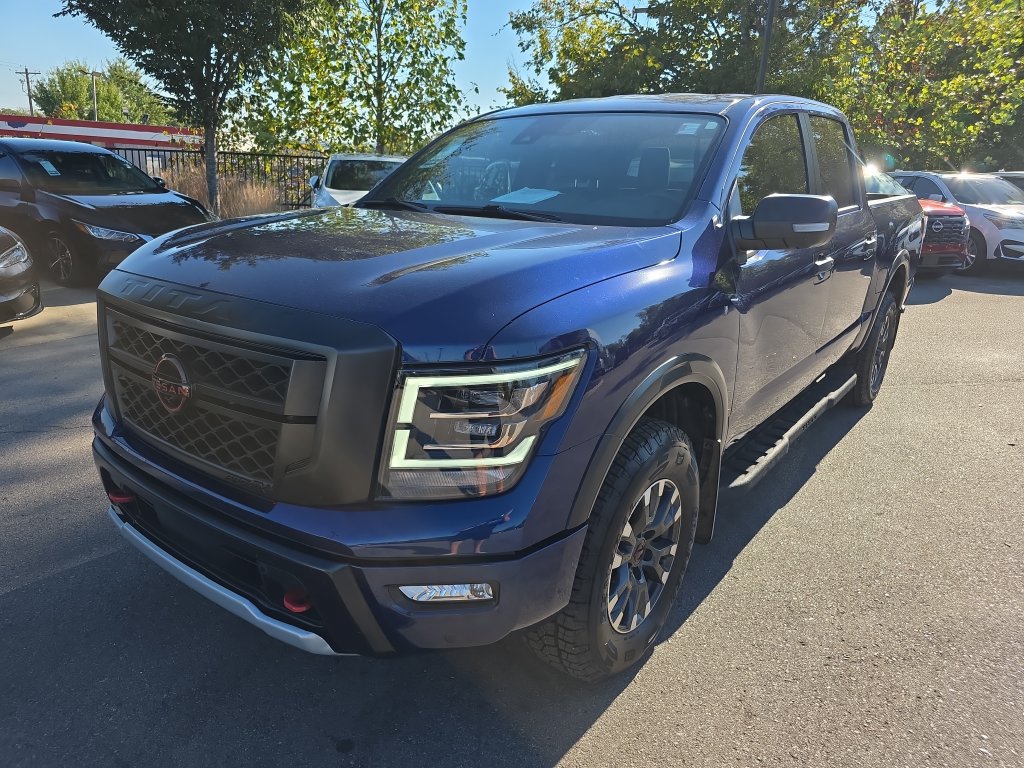 Used 2024 Nissan Titan PRO-4X w/ Pro-4x Convenience Package AWD/4WD image 4