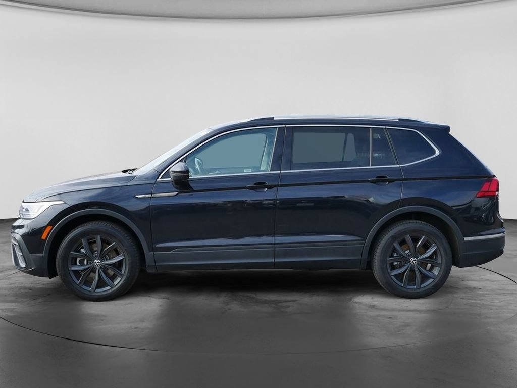 Used 2024 Volkswagen Tiguan Wolfsburg Edition FWD image 6