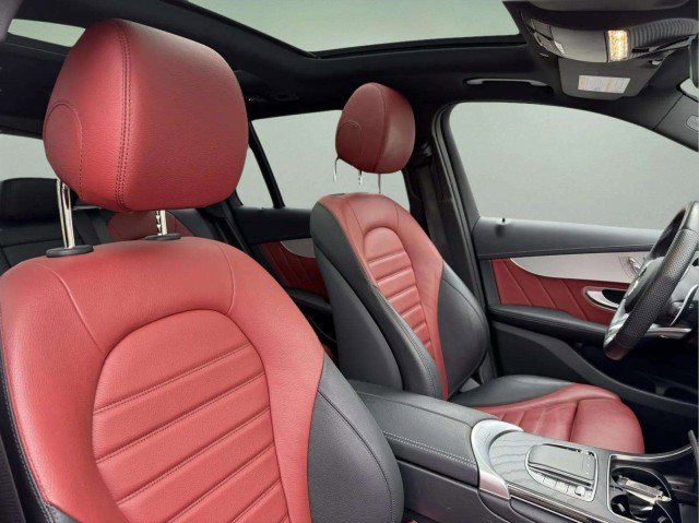 Certified 2022 Mercedes-Benz GLC 43 AMG 4MATIC image 27