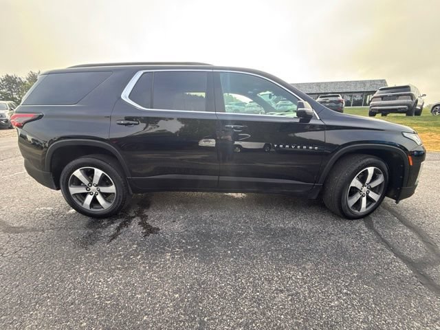 Used 2023 Chevrolet Traverse LT w/ LT Premium Package AWD/4WD image 4