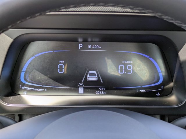 Used 2025 Hyundai Elantra Sport image 22