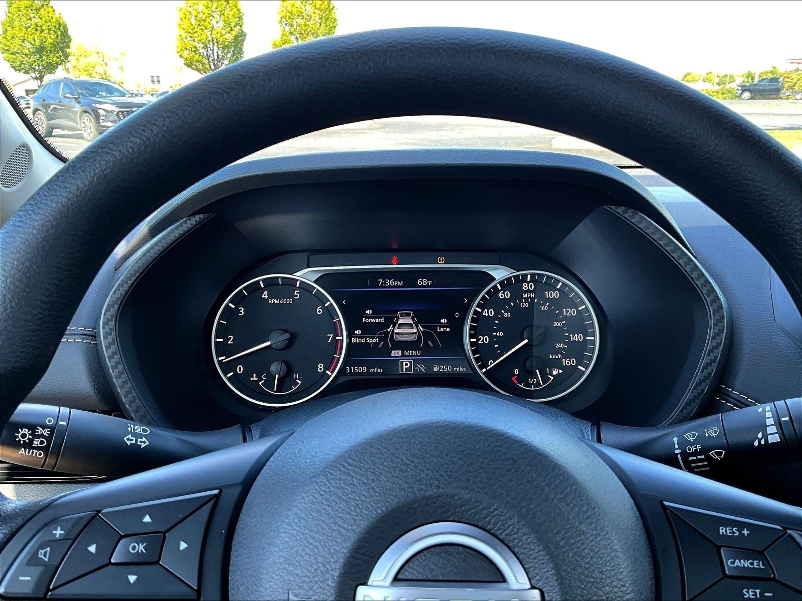 Used 2025 Nissan Sentra SV FWD image 13