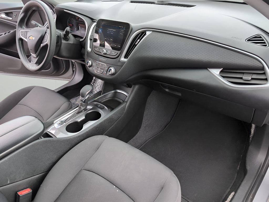 Used 2023 Chevrolet Malibu LT image 29
