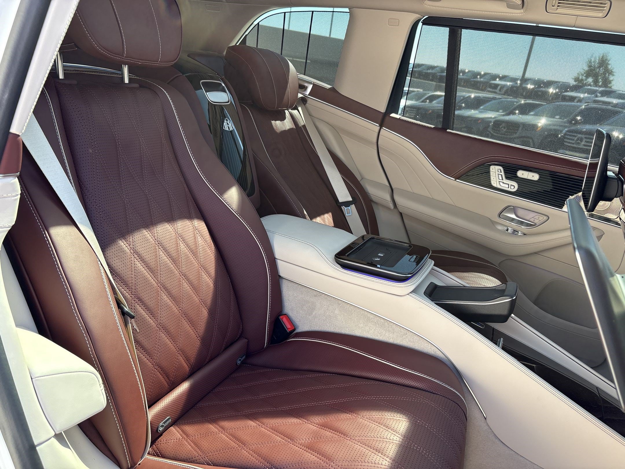 New 2026 Mercedes-Benz Maybach GLS 600 4MATIC image 23