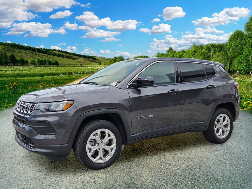 Certified 2024 Jeep Compass Sport AWD/4WD image 2